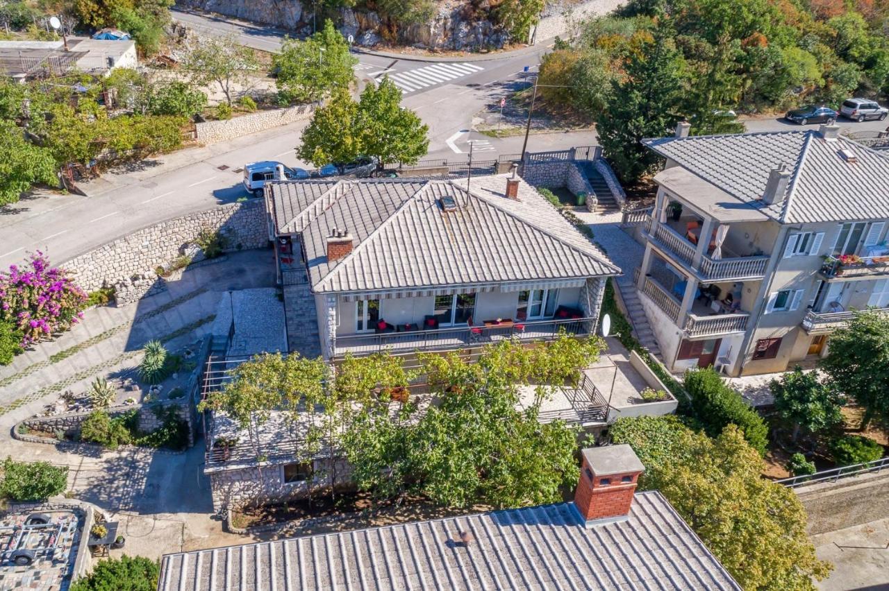 Apartments Lord Novi Vinodolski Exterior photo